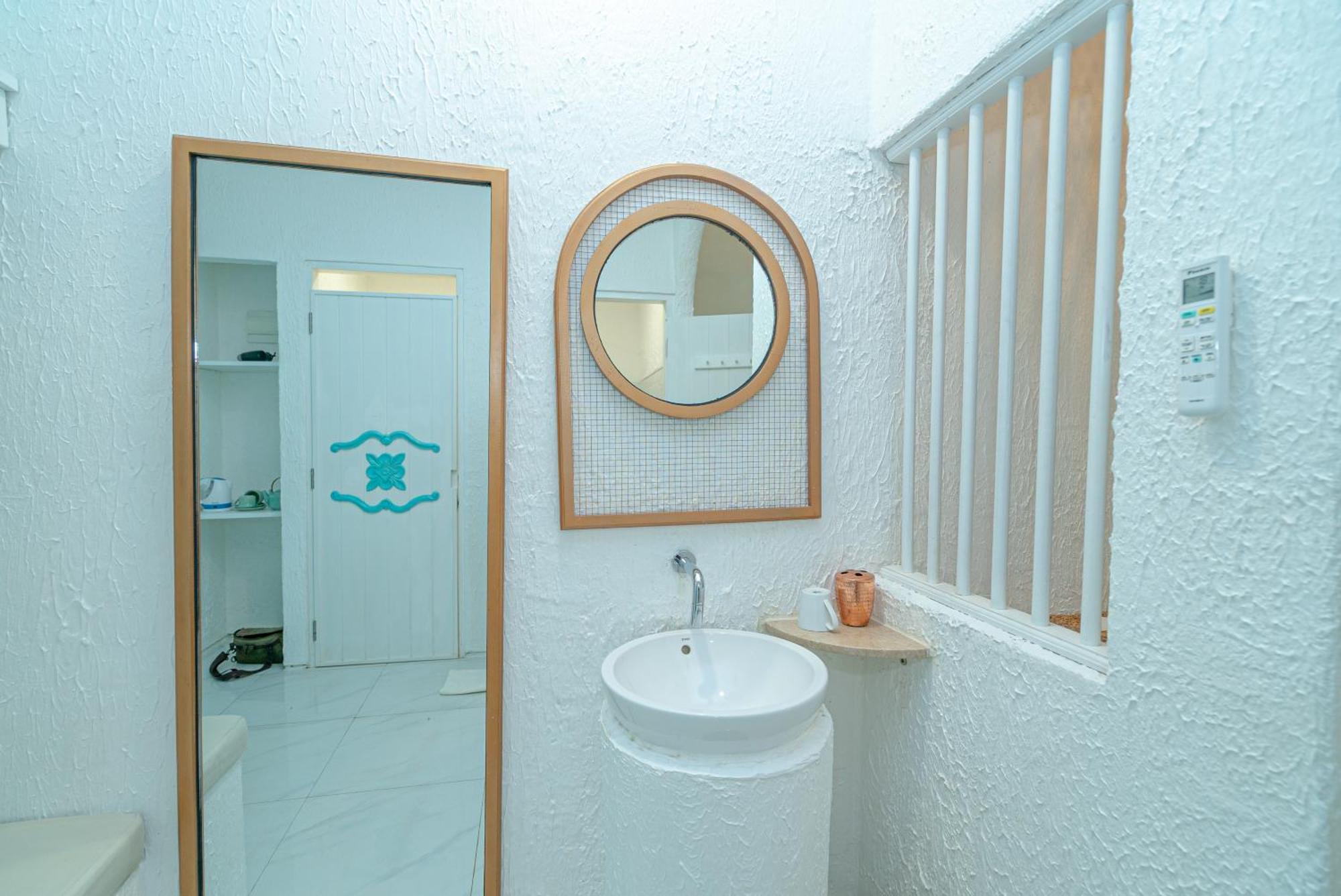 Loccal Collection Hotel Komodo Labuan Bajo Dış mekan fotoğraf